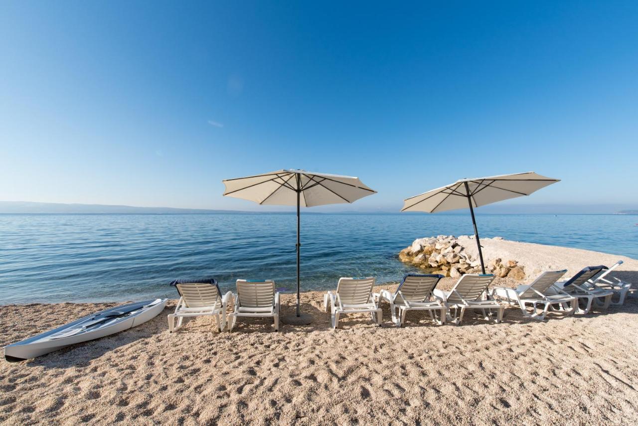 Beachfront Apartments Zanic Podstrana Exterior foto