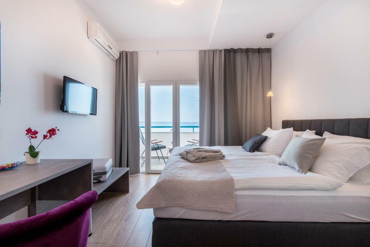 Beachfront Apartments Zanic Podstrana Exterior foto