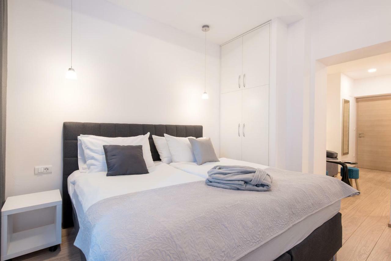 Beachfront Apartments Zanic Podstrana Exterior foto